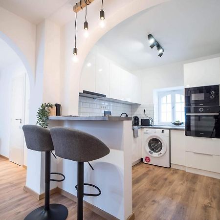Pintes 38 Apartment ดูเนาวิวาโรส ภายนอก รูปภาพ