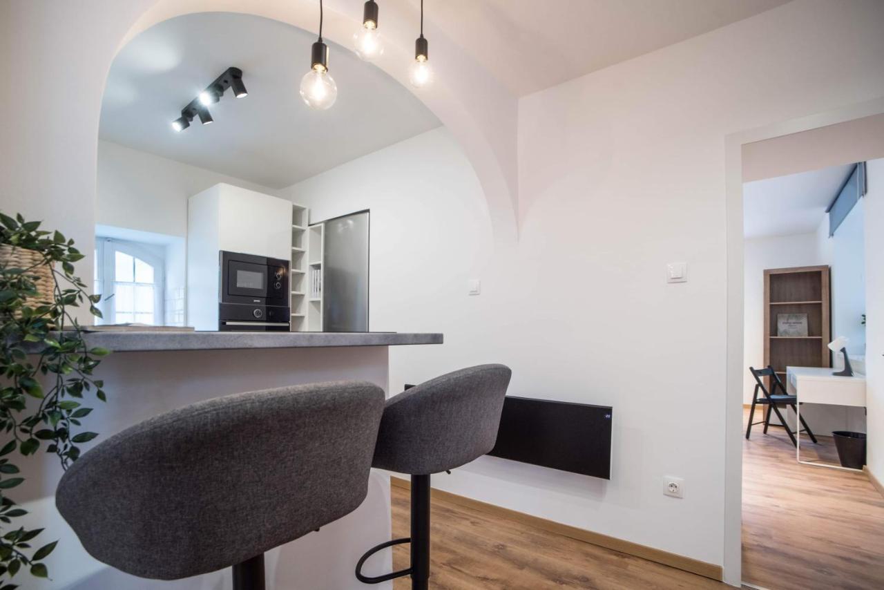 Pintes 38 Apartment ดูเนาวิวาโรส ภายนอก รูปภาพ