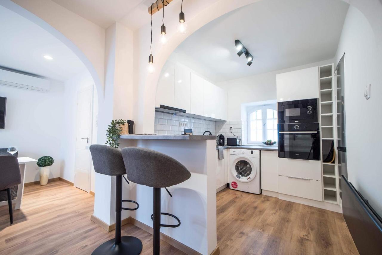 Pintes 38 Apartment ดูเนาวิวาโรส ภายนอก รูปภาพ